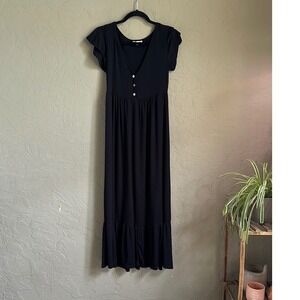 Long lightweight, ribbed,black maxi‎ dress front button size medium